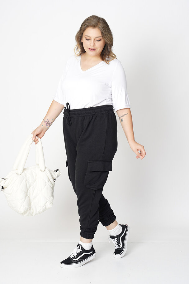 CARGO JOGGING TROUSERS