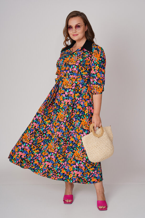 COLLARED FLORAL DRESS