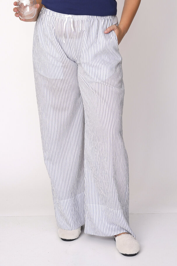 COTTON T-SHIRT AND STRIPED TROUSERS CO-ORD SET