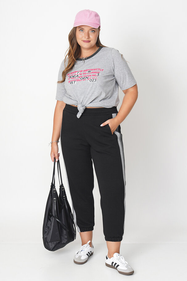 COTTON T-SHIRT AND TROUSERS CO-ORD SET