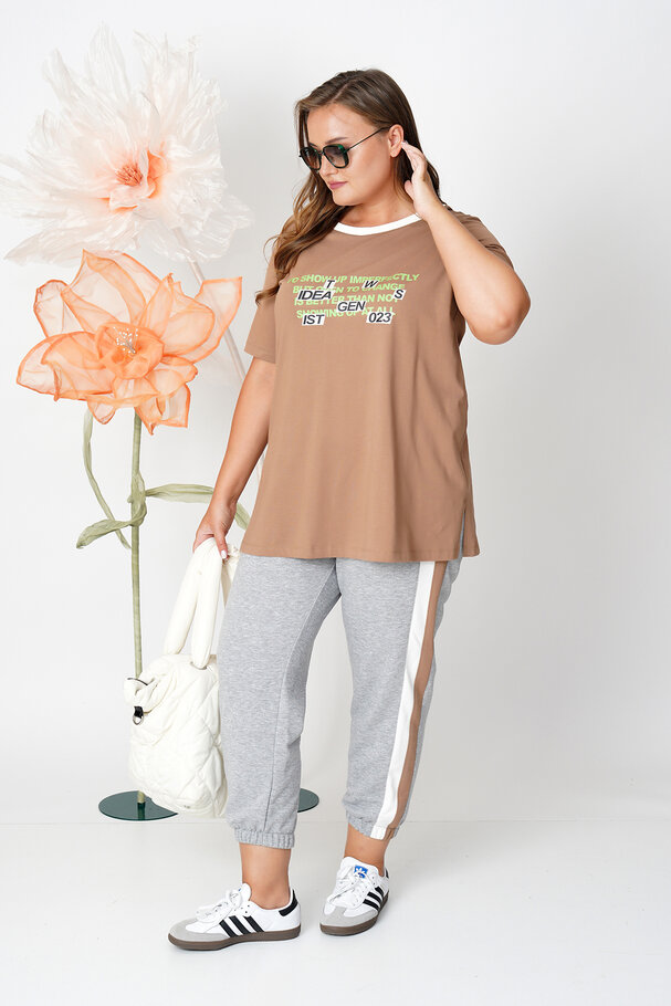 COTTON T-SHIRT AND TROUSERS CO-ORD SET