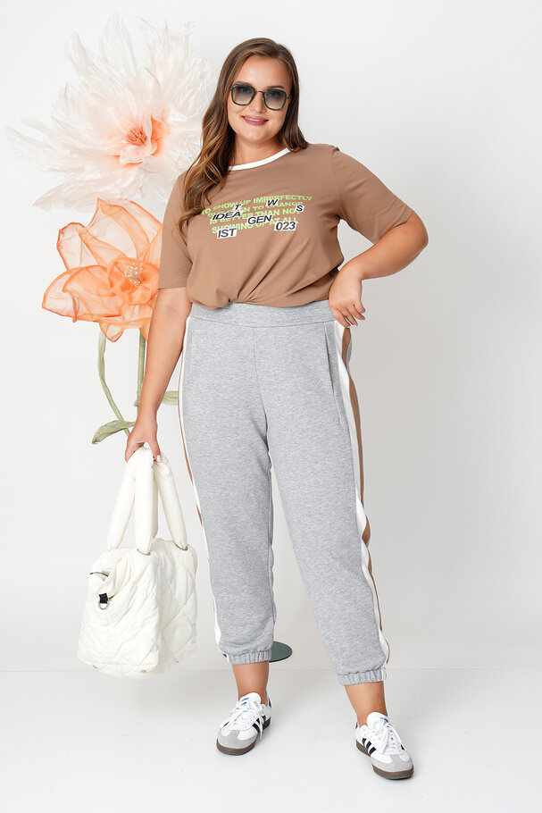 COTTON T-SHIRT AND TROUSERS CO-ORD SET