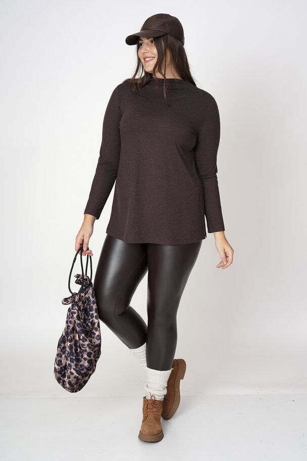 HIGH-WAIST LEATHER LEGGINGS