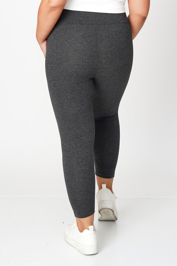 HIGH-WAIST LEGGINGS