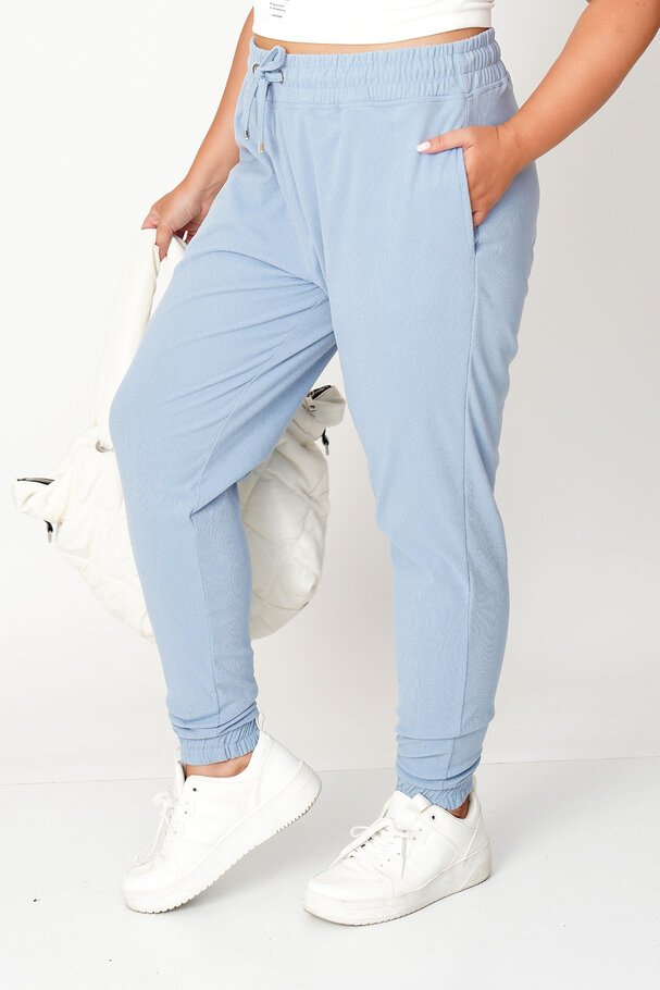 JOGGING TROUSERS