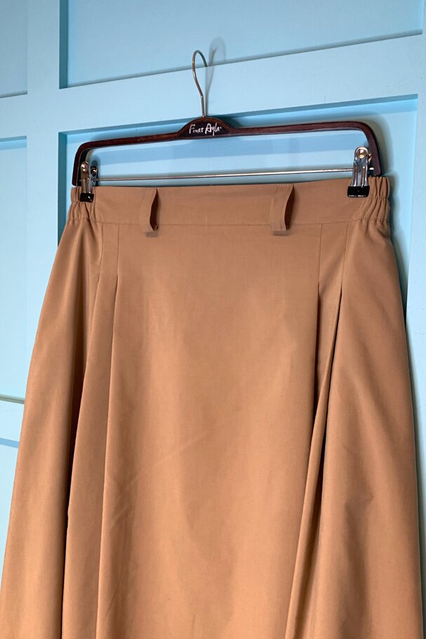 MIDI SKIRT WITH PLEATS