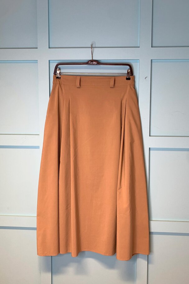 MIDI SKIRT WITH PLEATS