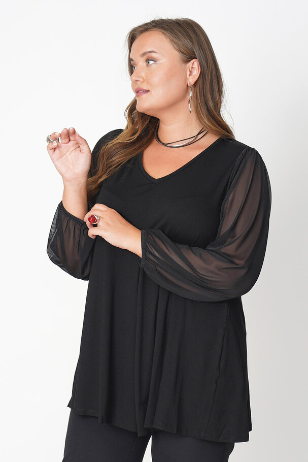 PLEATED BLOUSE WITH CHIFFON SLEEVES