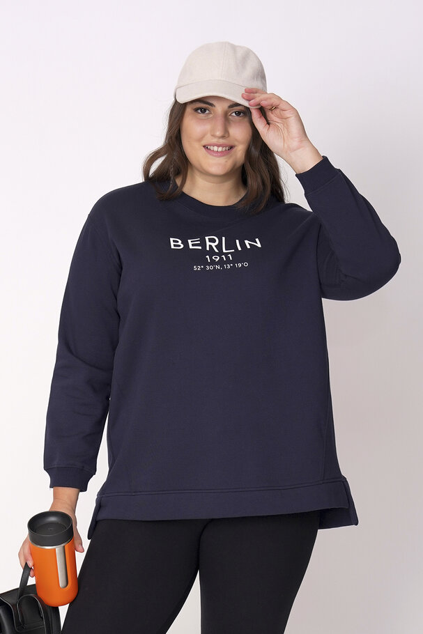 PLUSH BERLIN SWEATSHIRT