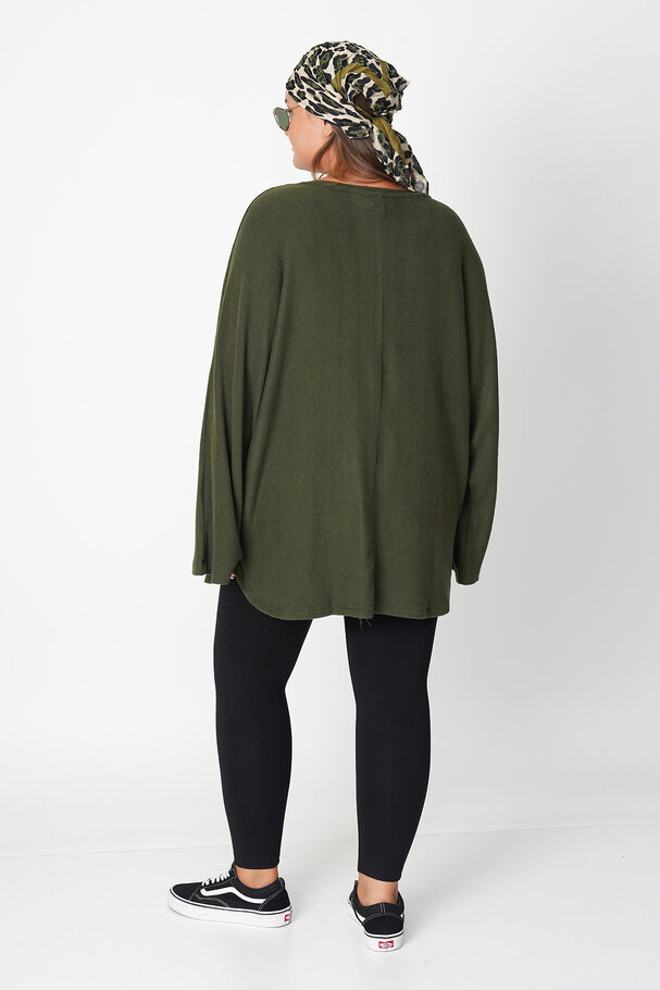 SOFT TOUCH OVERSIZE TOP