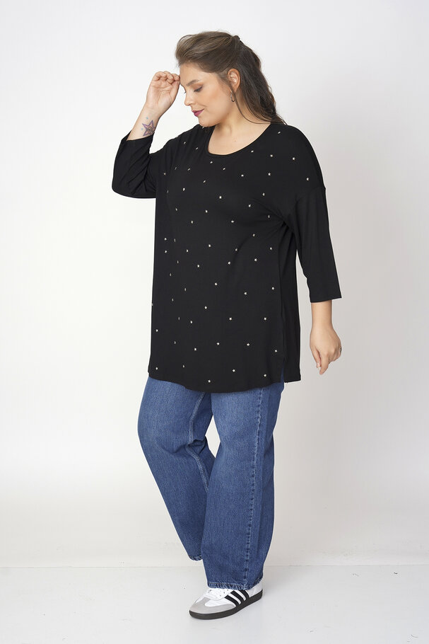 STAR EMBELLISHED T-SHIRT