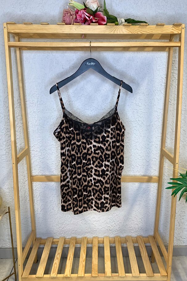 STRAPPY LEOPARD TOP WITH LACE