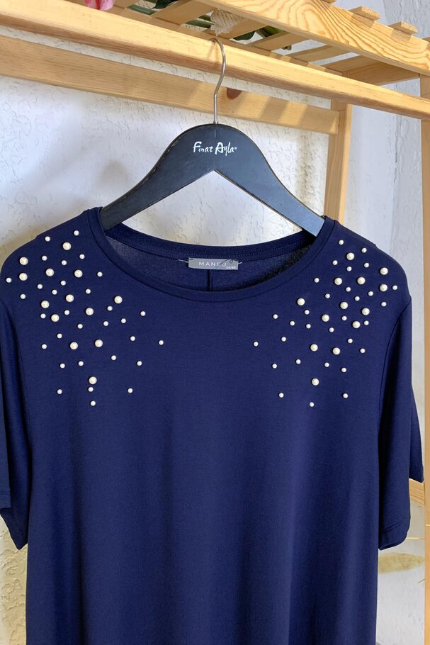 T-SHIRT WITH FAUX PEARL DETAIL