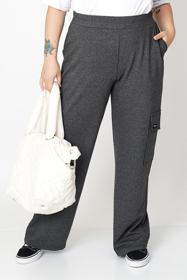 WIDE-LEG CARGO TROUSERS