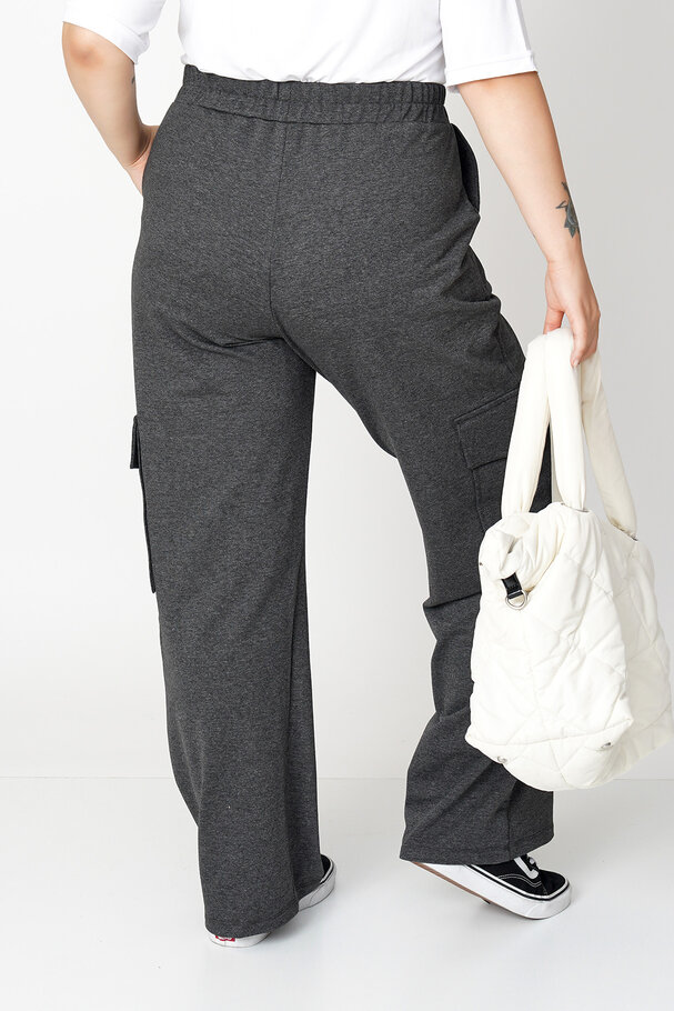 WIDE-LEG CARGO TROUSERS