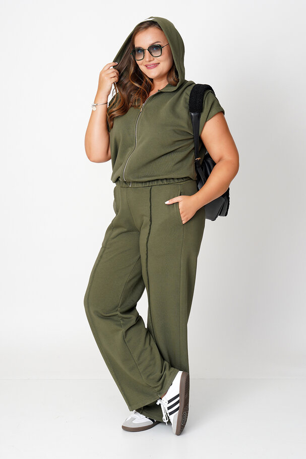 ZIPPED SWEATSHIRT AND TROUSERS CO-ORD SET